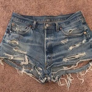 Levi’s with butt slits